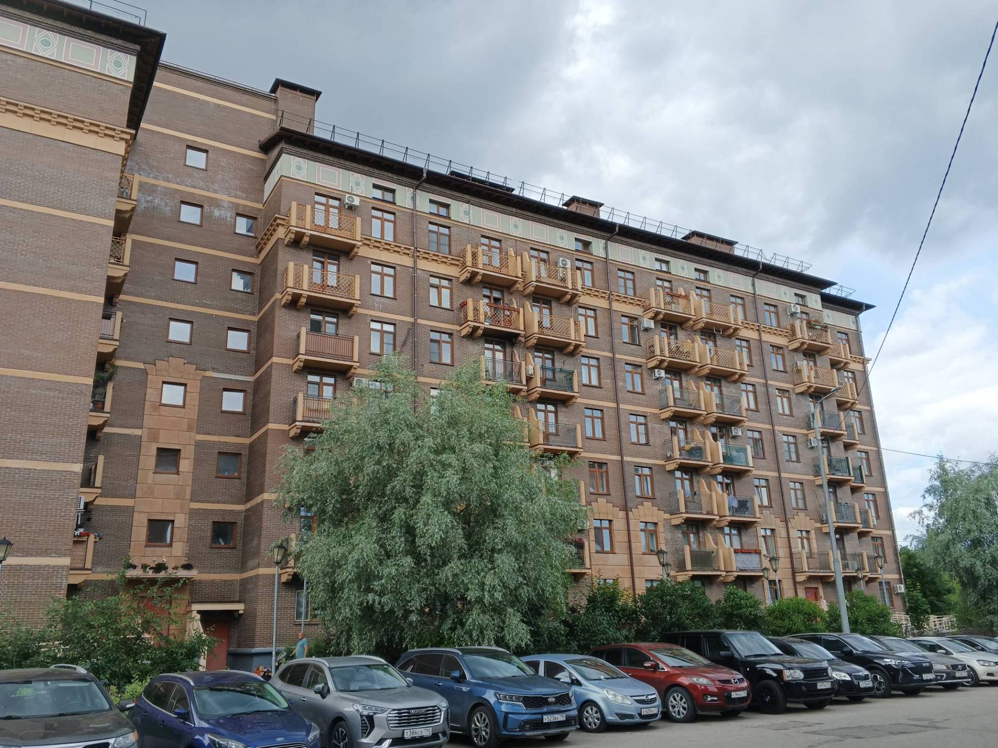 1 комнатная - 39/19/8,5 - 9/17 г.Химки, Летчика Иванова, д.1